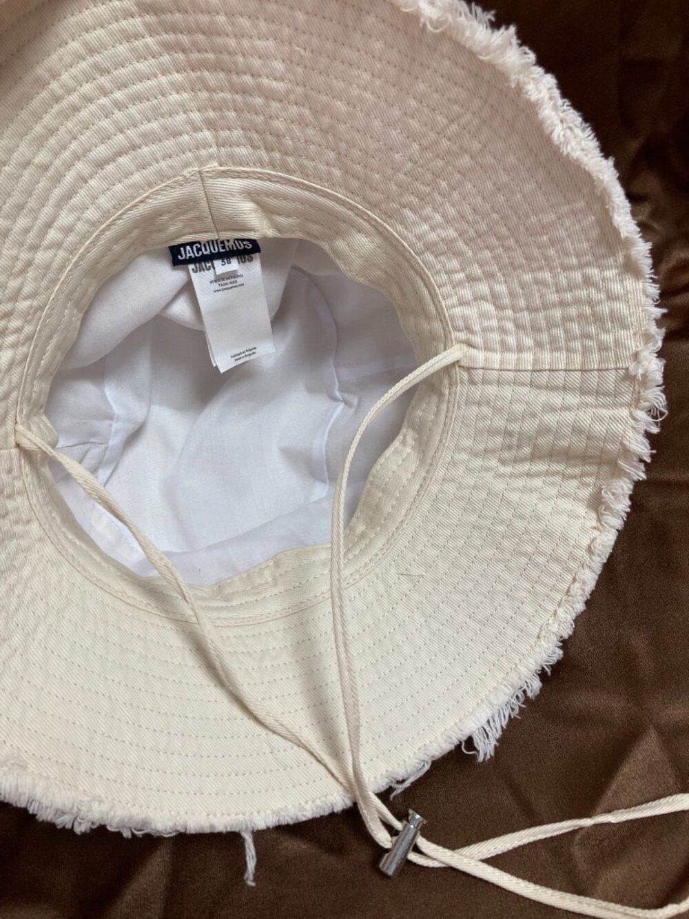 Jacquemus Bucket Hat off White - Picture 8 of 9